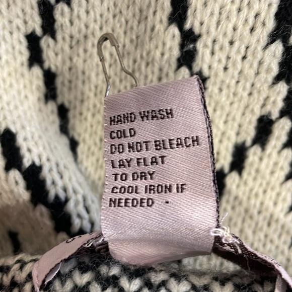 Oliver by Escio Anthropologie Black Cream Geometric Diamond Long Cardigan XL - Picture 6 of 6